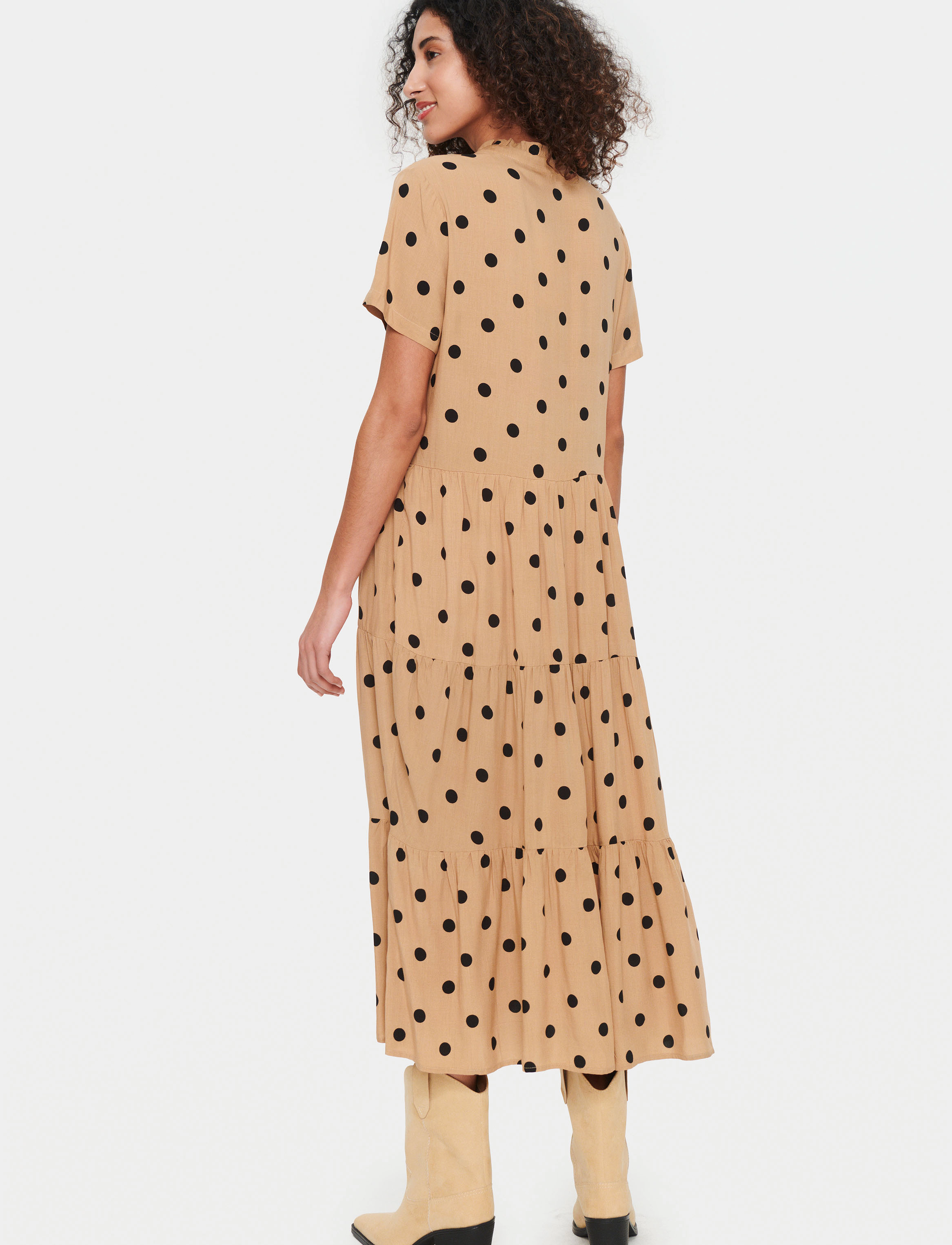 Saint Tropez - EdaSZ SS Maxi Dress - sommarklänningar - tannin big dots - 4