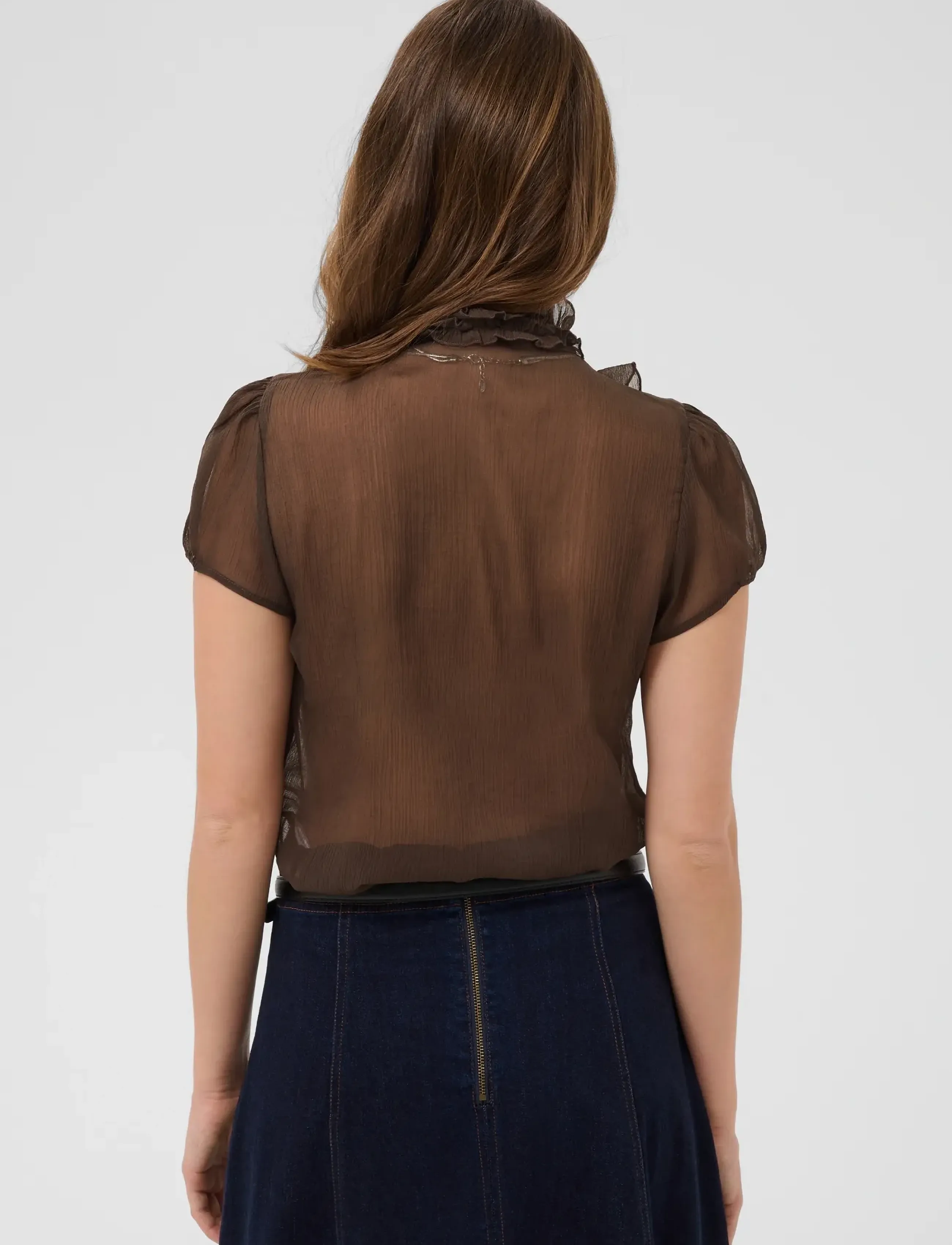 Saint Tropez - LiljaSZ Crinkle SS Shirt - kortärmade blusar - chocolate brown - 4