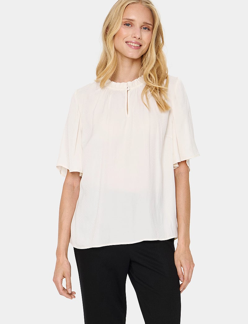 Saint Tropez - BrianaSZ Flared Blouse - kurzämlige blusen - ice - 0