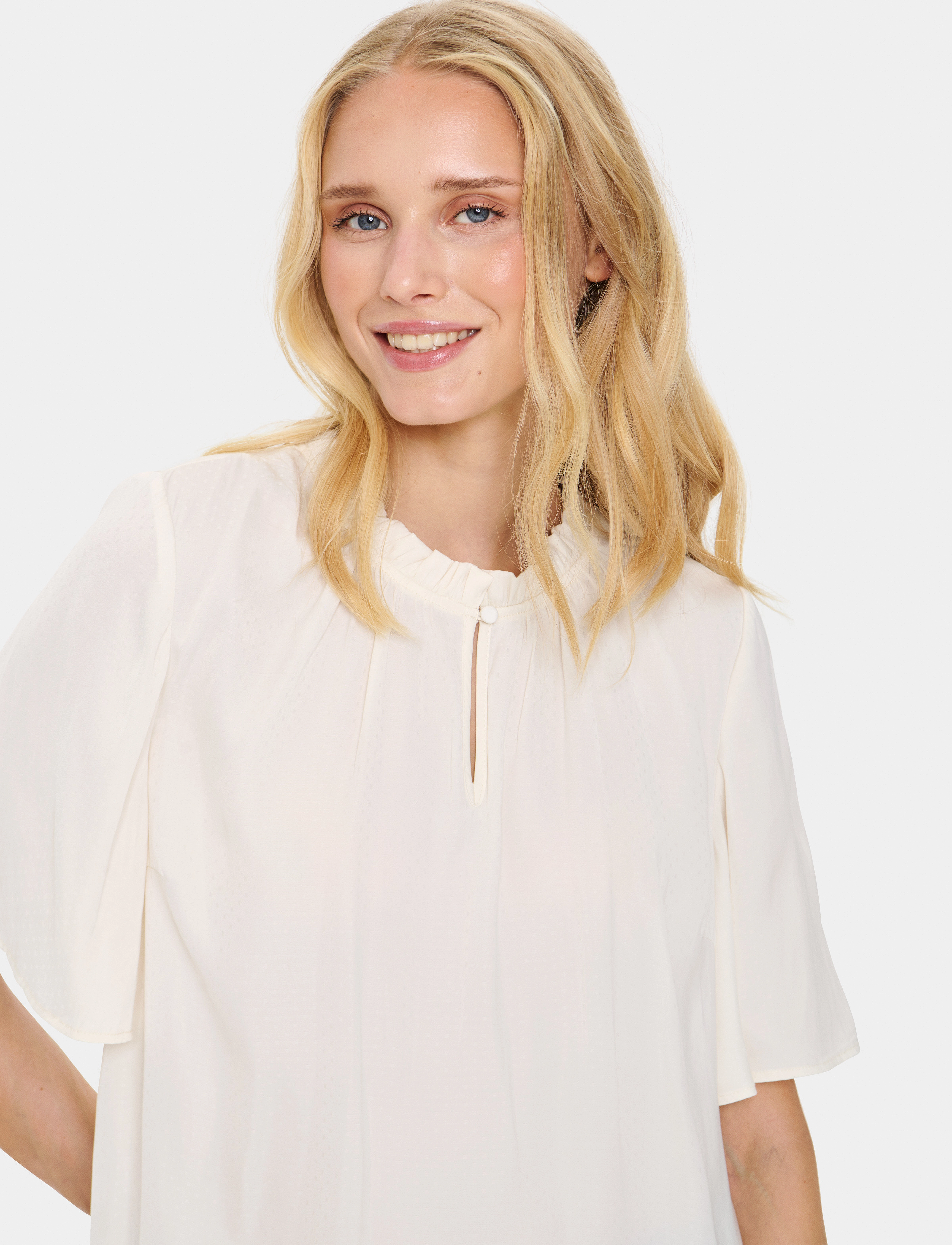 Saint Tropez - BrianaSZ Flared Blouse - blūzes ar īsām piedurknēm - ice - 5