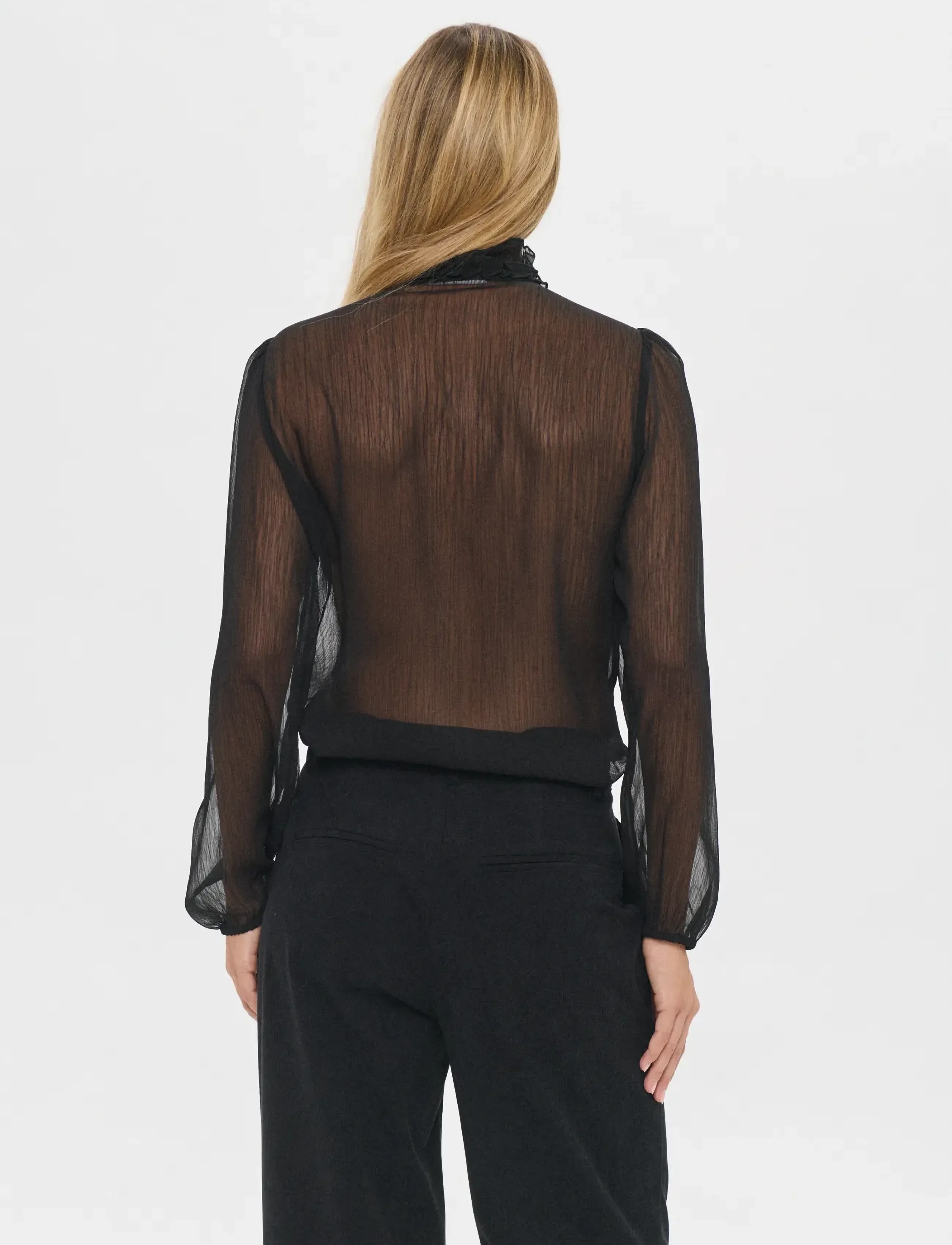 Saint Tropez - LiljaSZ Crinkle LS Shirt - black - 4