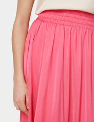 Saint Tropez - VanoraSZ Skirt - satin skirts - fandango pink - 5