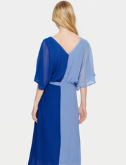 Saint Tropez - AyaSZ Dress - midi dresses - colony blue - 4