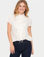 Saint Tropez - TilliSZ SS Shirt - short-sleeved blouses - ice - 2
