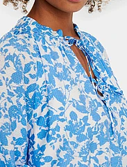 Saint Tropez - DaphneSZ Dress - skjortekjoler - ultramarine porcelain blooms - 2