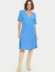 Saint Tropez - DorrySZ Dress - midi kjoler - ultramarine - 2