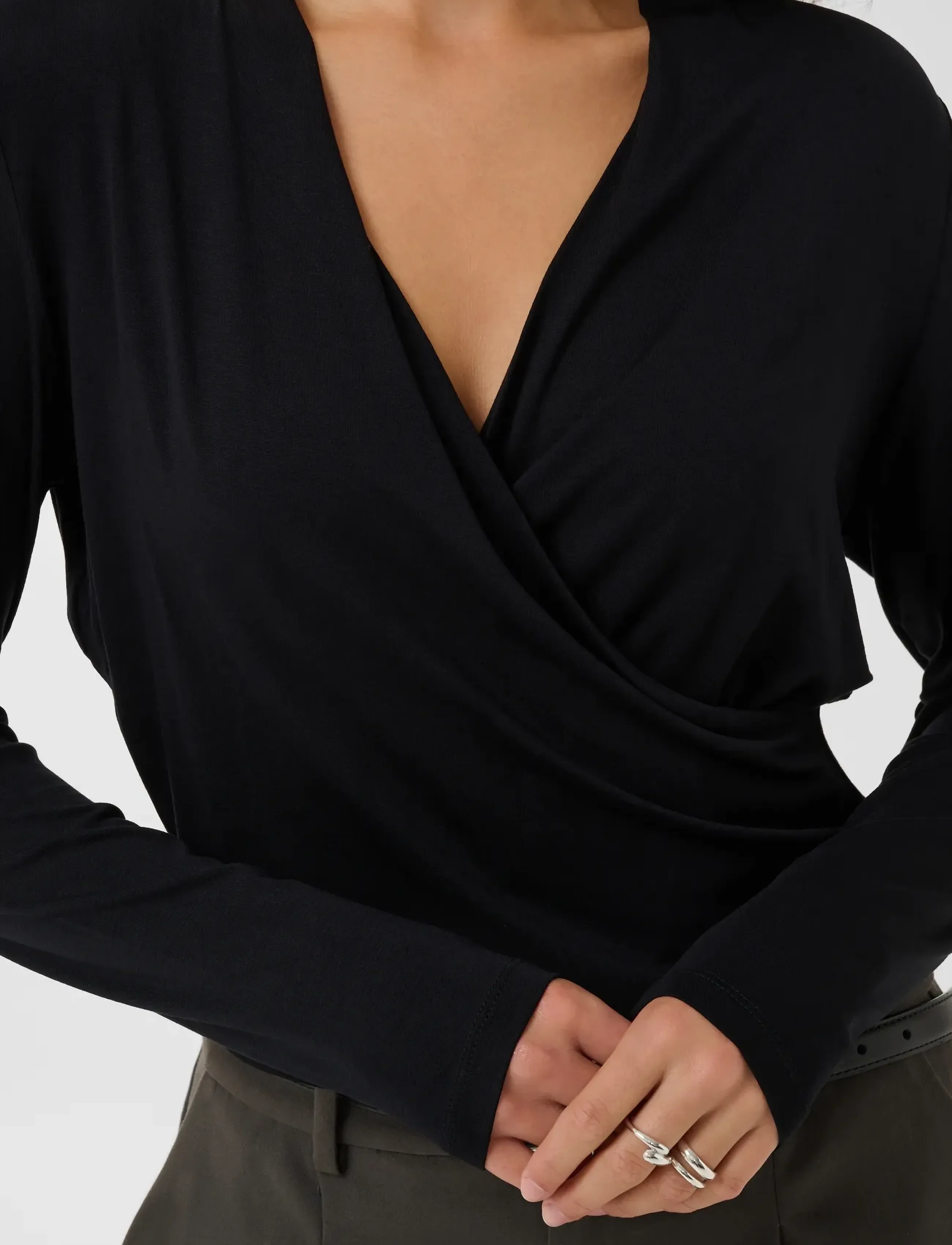 Saint Tropez - ViggaSZ Wrap Blouse - black - 5