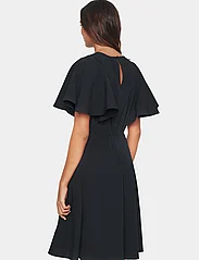 Saint Tropez - DrunaSZ Dress - midiklänningar - black - 4