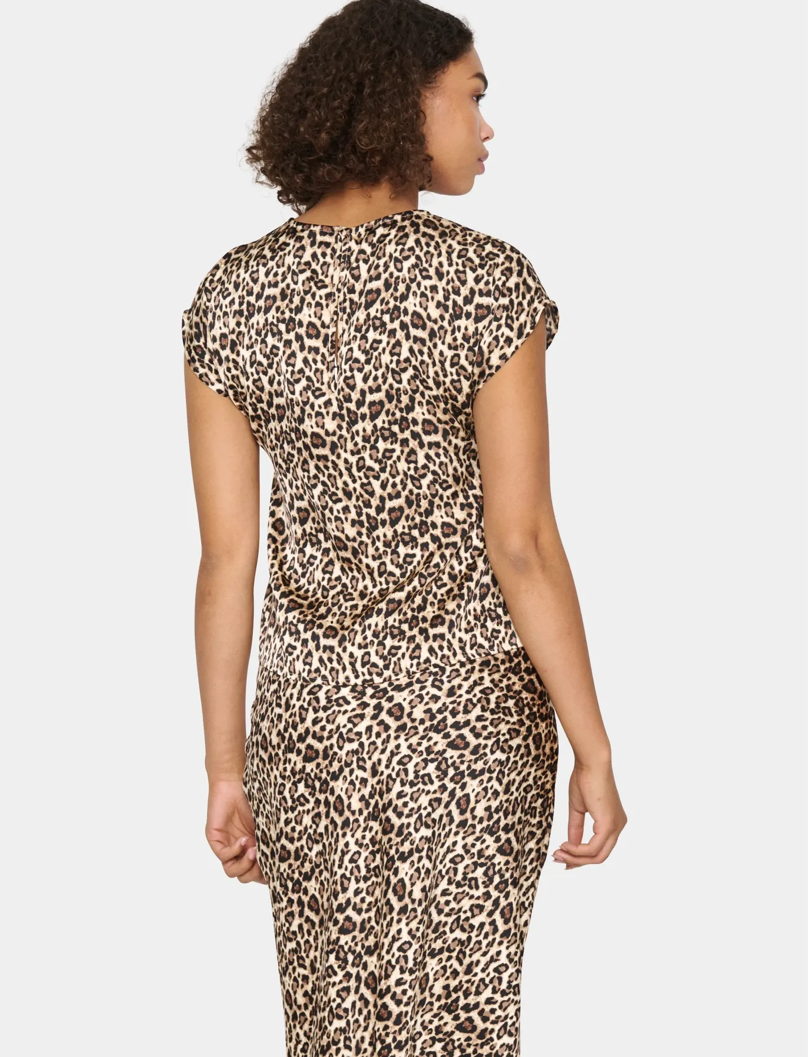 Saint Tropez - ZoviSZ SS Blouse - kortärmade blusar - black reg leo - 3