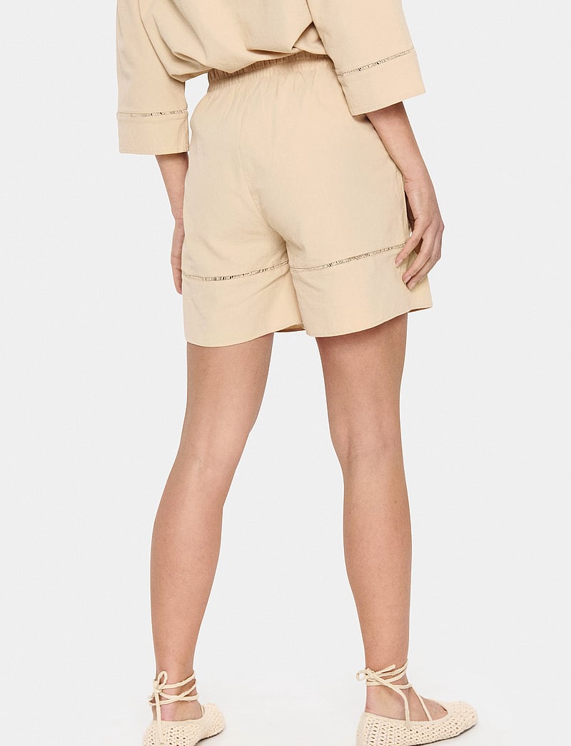 Saint Tropez - KalindaSZ Shorts - rennot shortsit - irish cream - 4