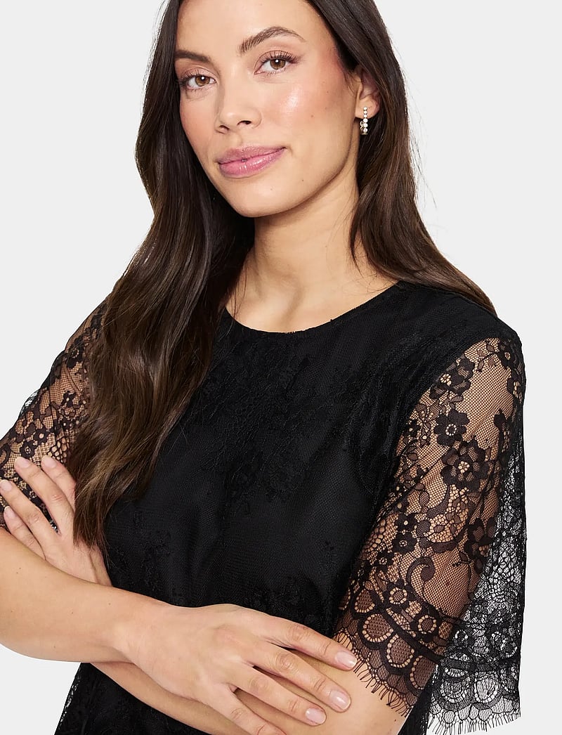 Saint Tropez - ZalviaSZ SS Blouse - kortærmede bluser - black - 5