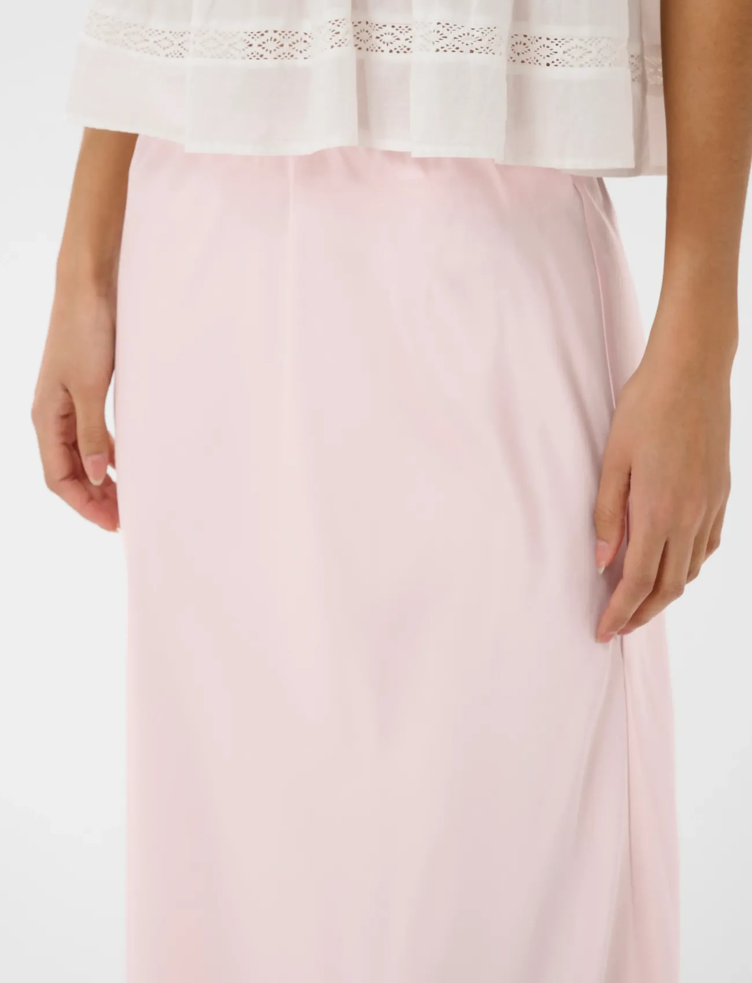 Saint Tropez - LodisaSZ Maxi Skirt - satin skirts - ballerina - 5