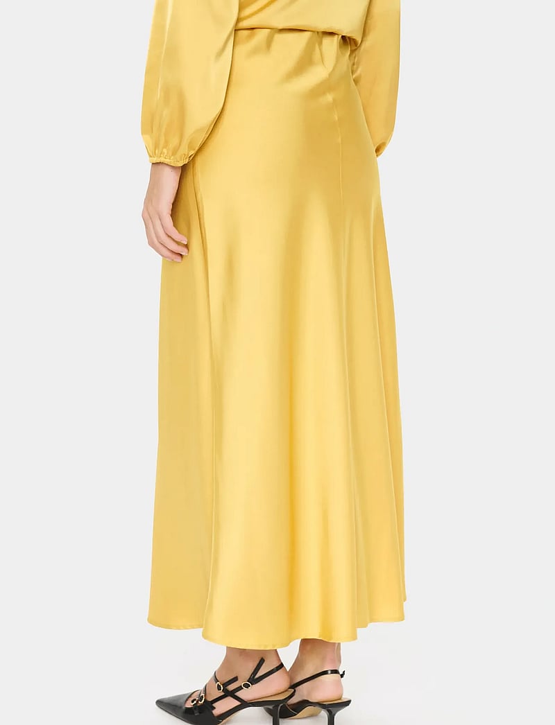 Saint Tropez - LodisaSZ Maxi Skirt - satinröcke - fall leaf - 4