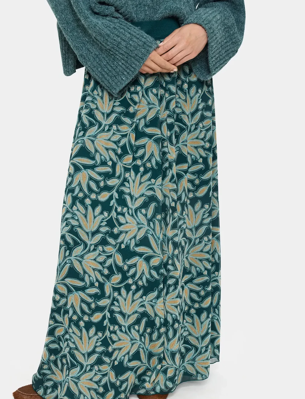 Saint Tropez - MiljaSZ Crinkle Maxi Skirt - maxikjolar - pine autumn floral - 0