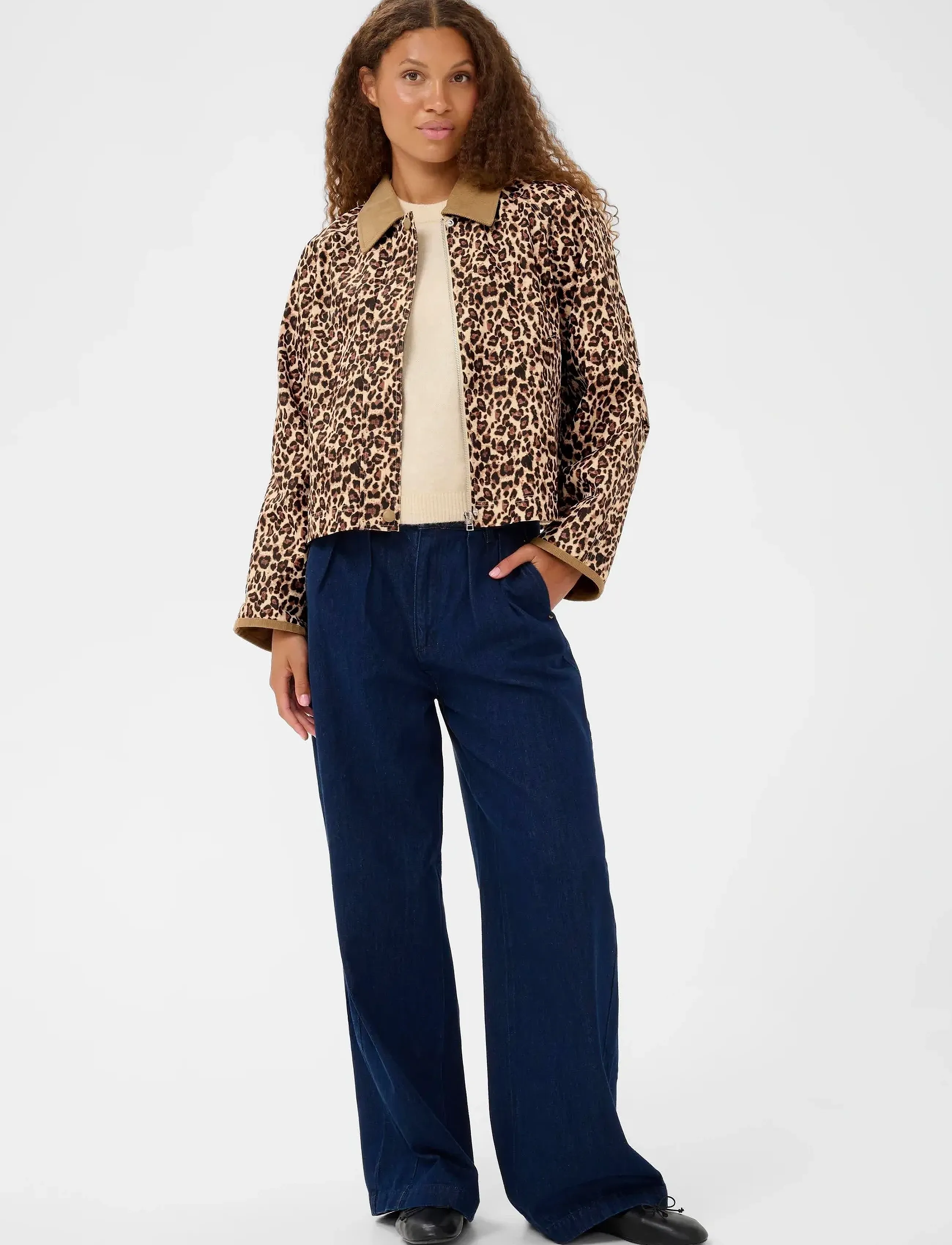 Oliviennesz Jacket 2