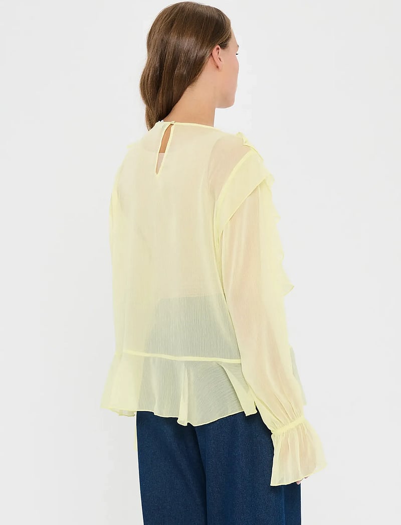 Saint Tropez - LabelleSZ Blouse - langærmede bluser - elfin yellow - 4