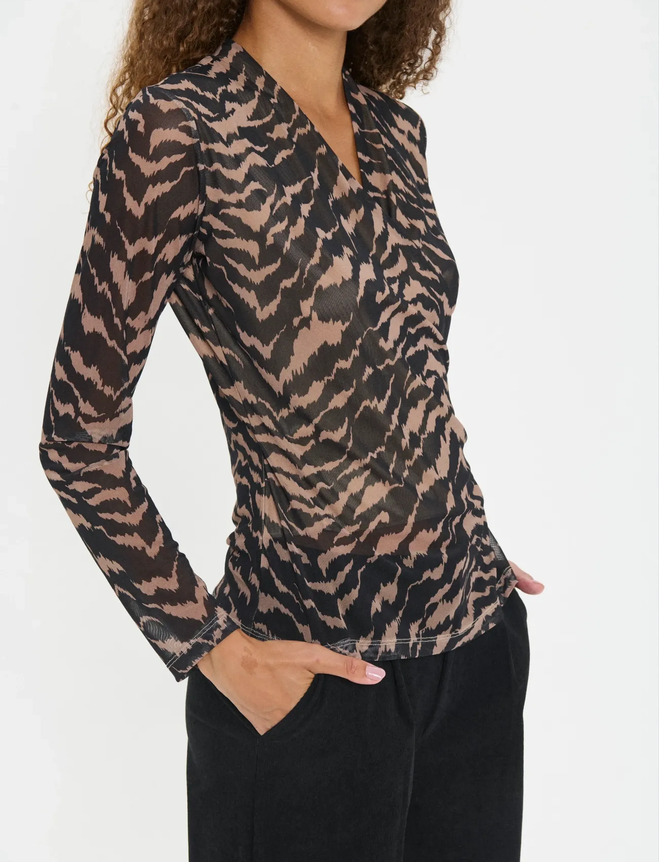 Saint Tropez - MiggaSZ Wrap Blouse - bluzki z długimi rękawami - black shifted strokes - 5