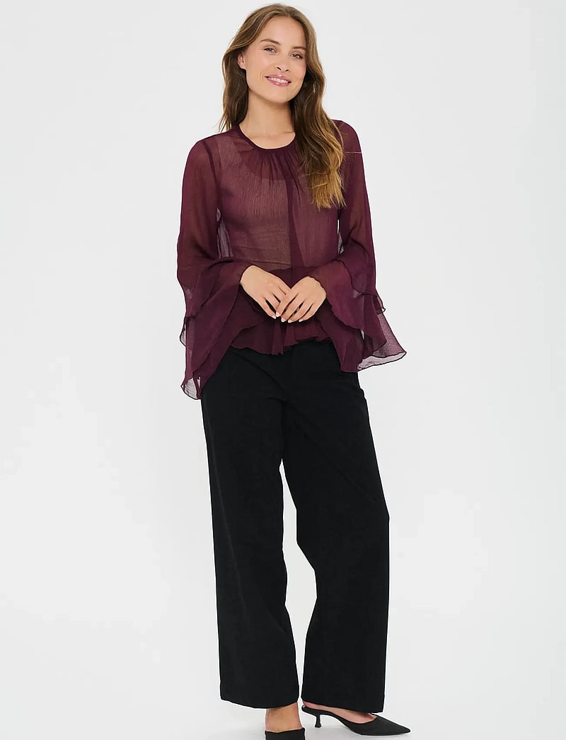 Saint Tropez - MazelleSZ Blouse - langærmede bluser - winetasting - 3
