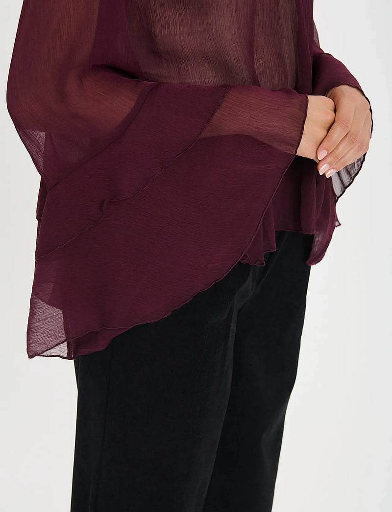 Saint Tropez - MazelleSZ Blouse - langærmede bluser - winetasting - 5