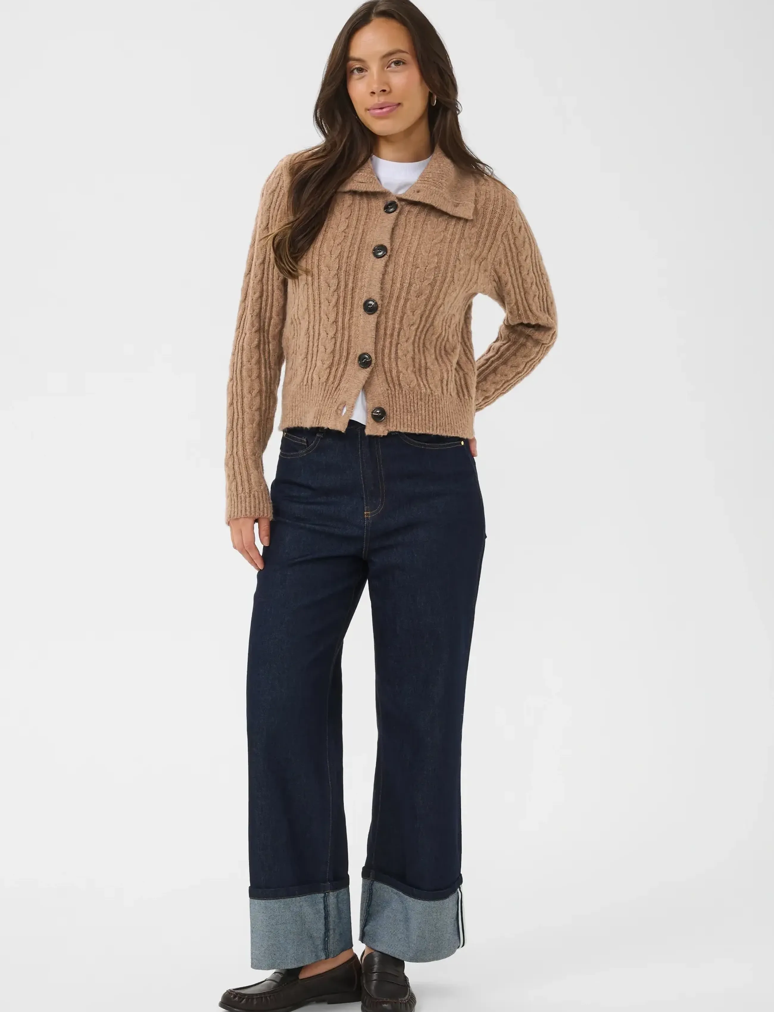 Talmasz Cardigan 2