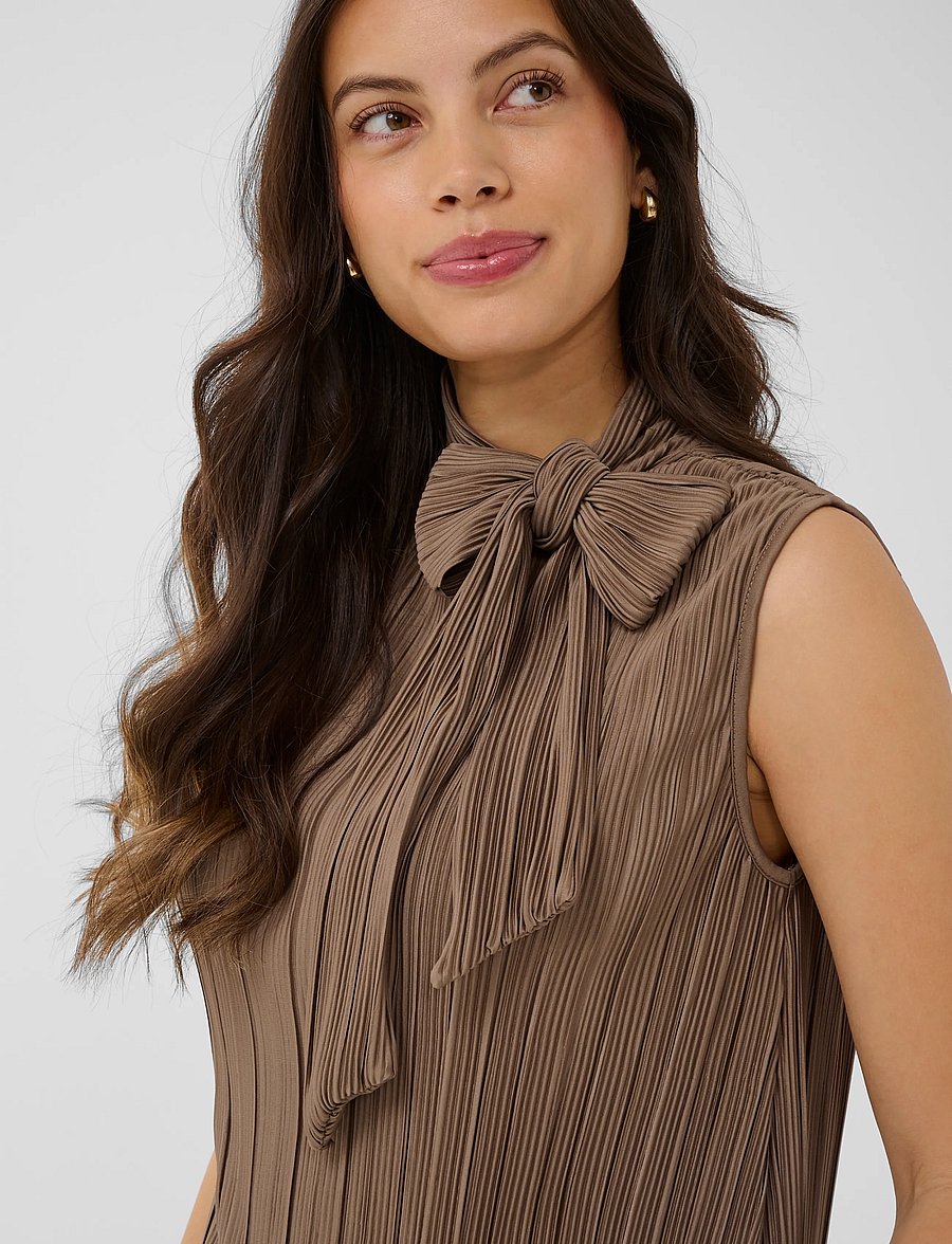 Saint Tropez - ZuniSZ SS Bow Top - Ærmeløse bluser - pine bark - 5