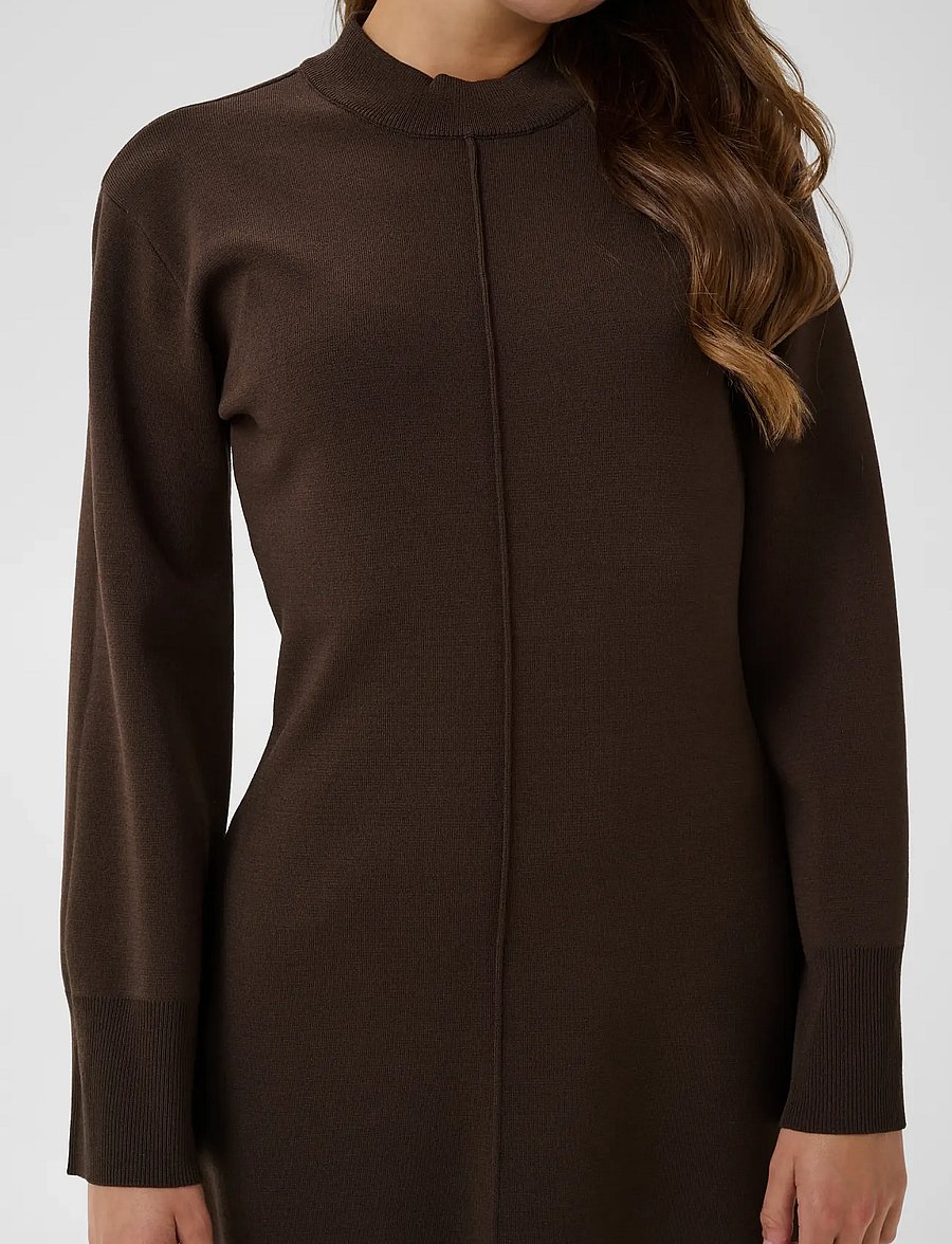 Saint Tropez - UzdinaSZ Knit Dress - strickkleider - chocolate brown - 5