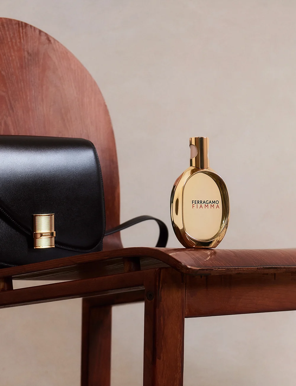 Ferragamo - Fiamma Eau de parfum 35.00 ML - redo för date night - clear - 4