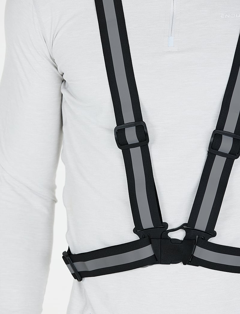 Salzmann - Reflective Cross Belt (Salzmann) - jooksuvarustus - black - 5