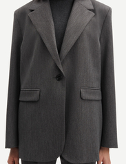 Samsøe Samsøe - Haven blazer 13103 - ballīšu apģērbs par outlet cenām - dark grey mel. - 4