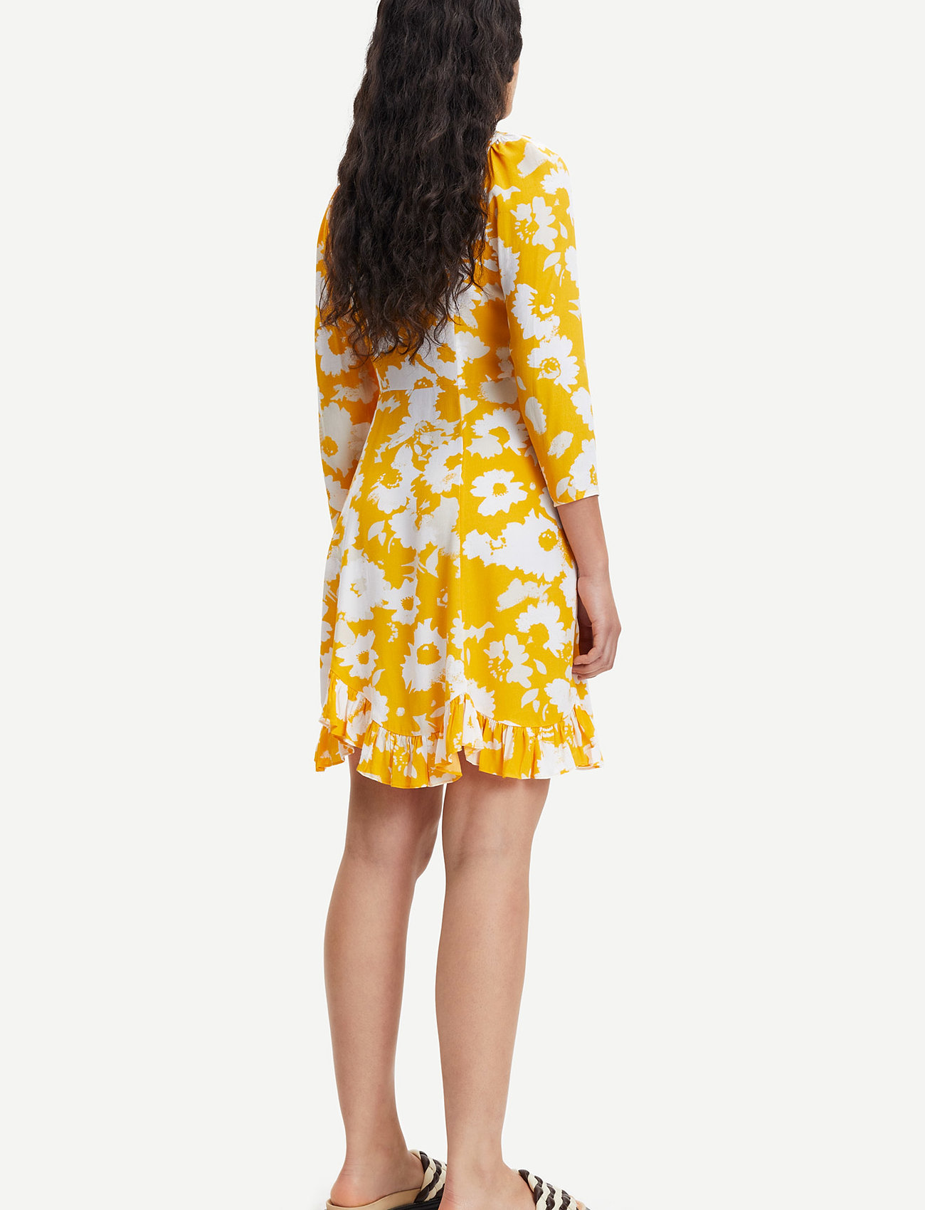 Samsøe Samsøe - Janine dress aop 10867 - slå-om-kjoler - radiant sunflower - 3