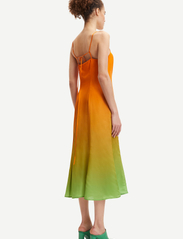 Samsøe Samsøe - Annah dress aop 14494 - sukienki na ramiączkach - grading orange - 3