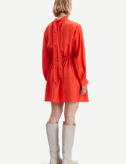 Samsøe Samsøe - Ebbali dress 14639 - ballīšu apģērbs par outlet cenām - orange.com - 3
