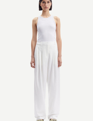 Samsøe Samsøe - Luzy trousers 14817 - feestelijke kleding voor outlet-prijzen - clear cream - 4