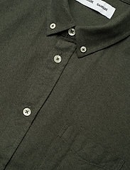 Samsøe Samsøe - Liam BA shirt 11245 - podstawowe koszulki - climbing ivy - 3
