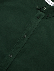 Samsøe Samsøe - Liam BX shirt 10504 - velveta krekli - garden topiary - 5