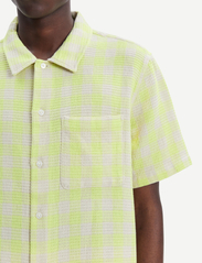 Samsøe Samsøe - Avan JJ shirt 14685 - marškinėliai trumpomis rankovėmis - daiquiri green ch. - 4