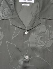 Samsøe Samsøe - Emerson X shirt 14751 - krekli ar īsām piedurknēm - climbing ivy - 5