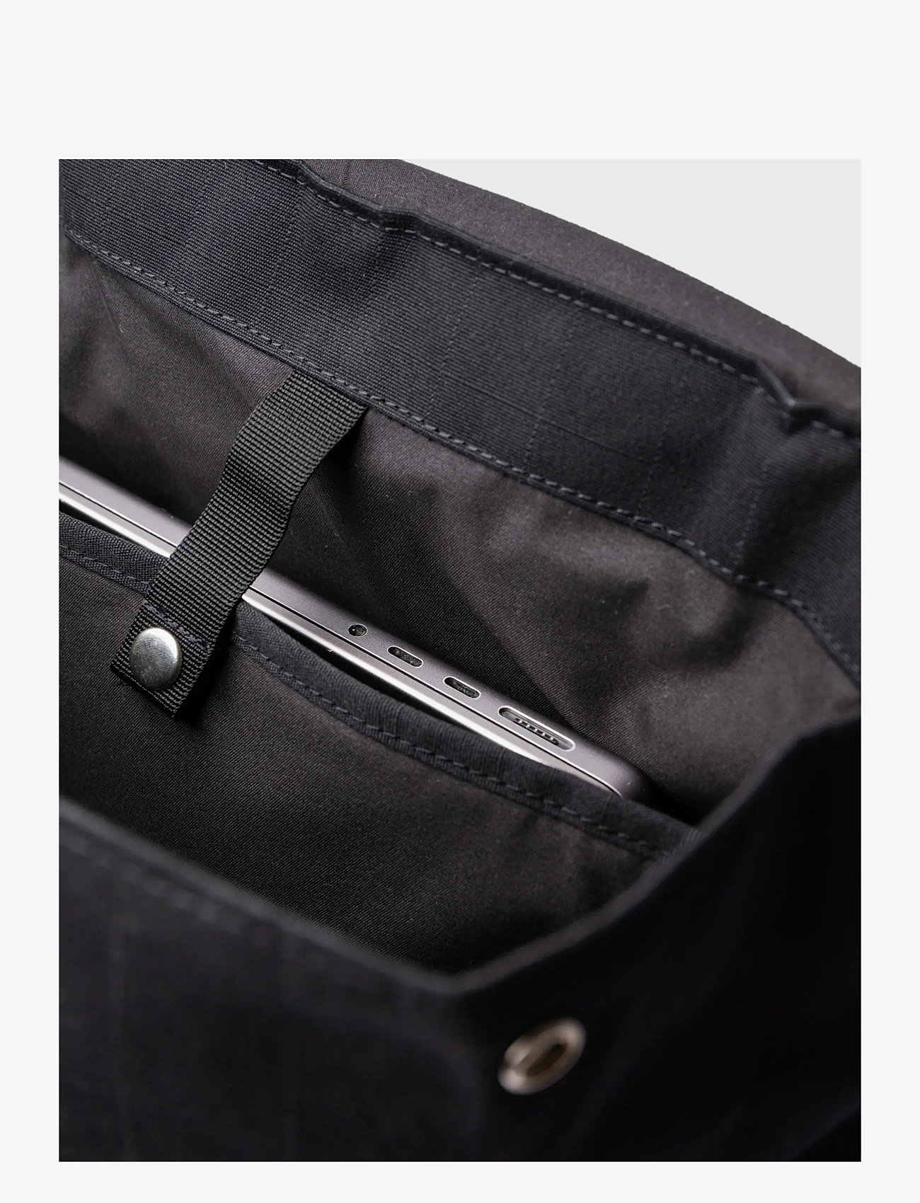 SANDQVIST - EVERYDAY Lid Backpack L - black - 4