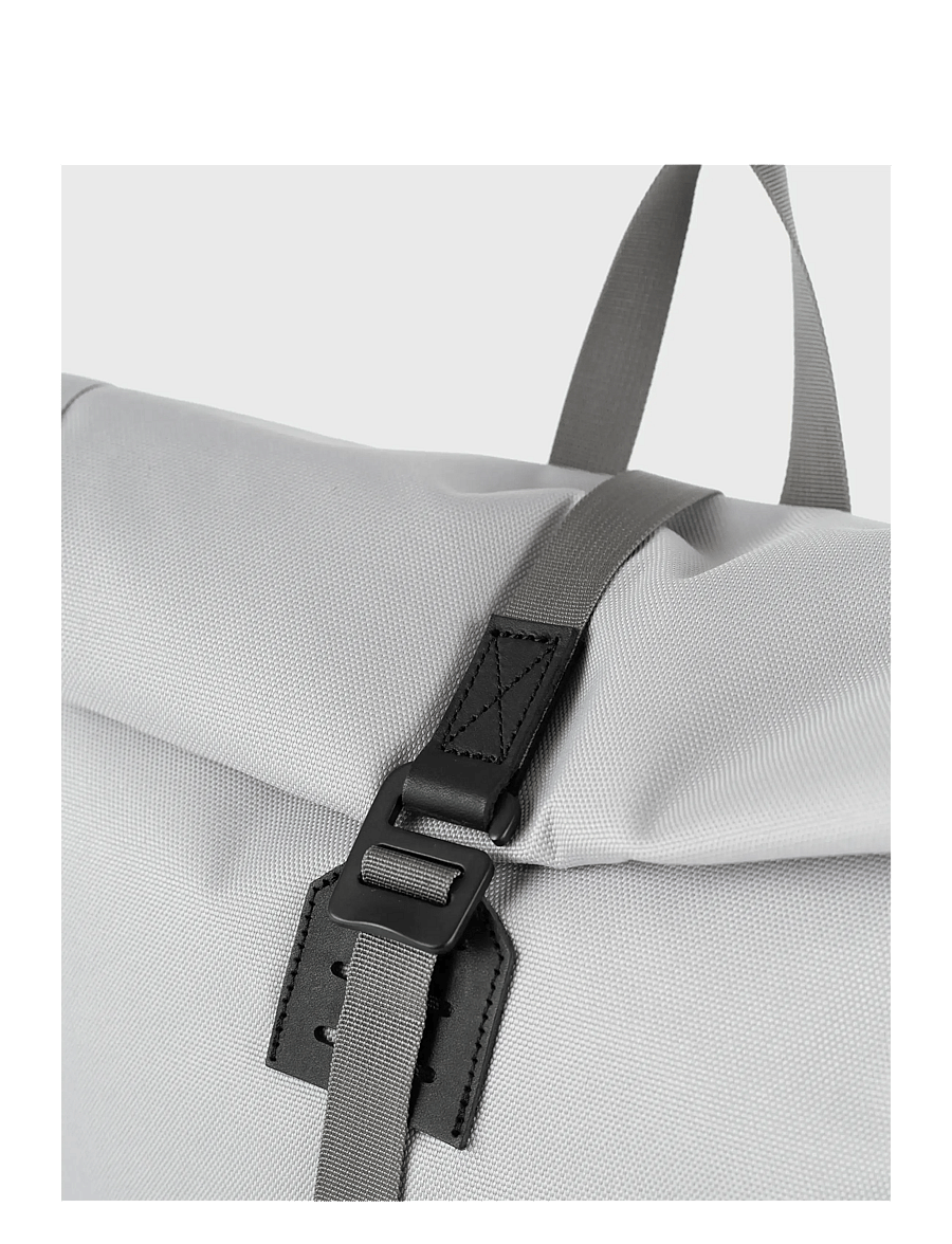 SANDQVIST - ICON Rolltop Backpack L - rolltop-rygsække - light grey - 2