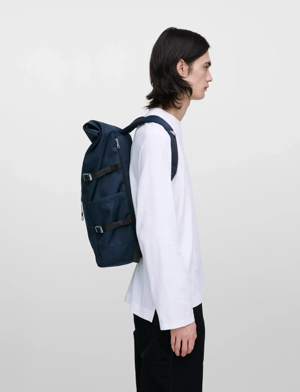 SANDQVIST - ICON Rolltop Backpack L - alltags-style - navy with black leather - 0