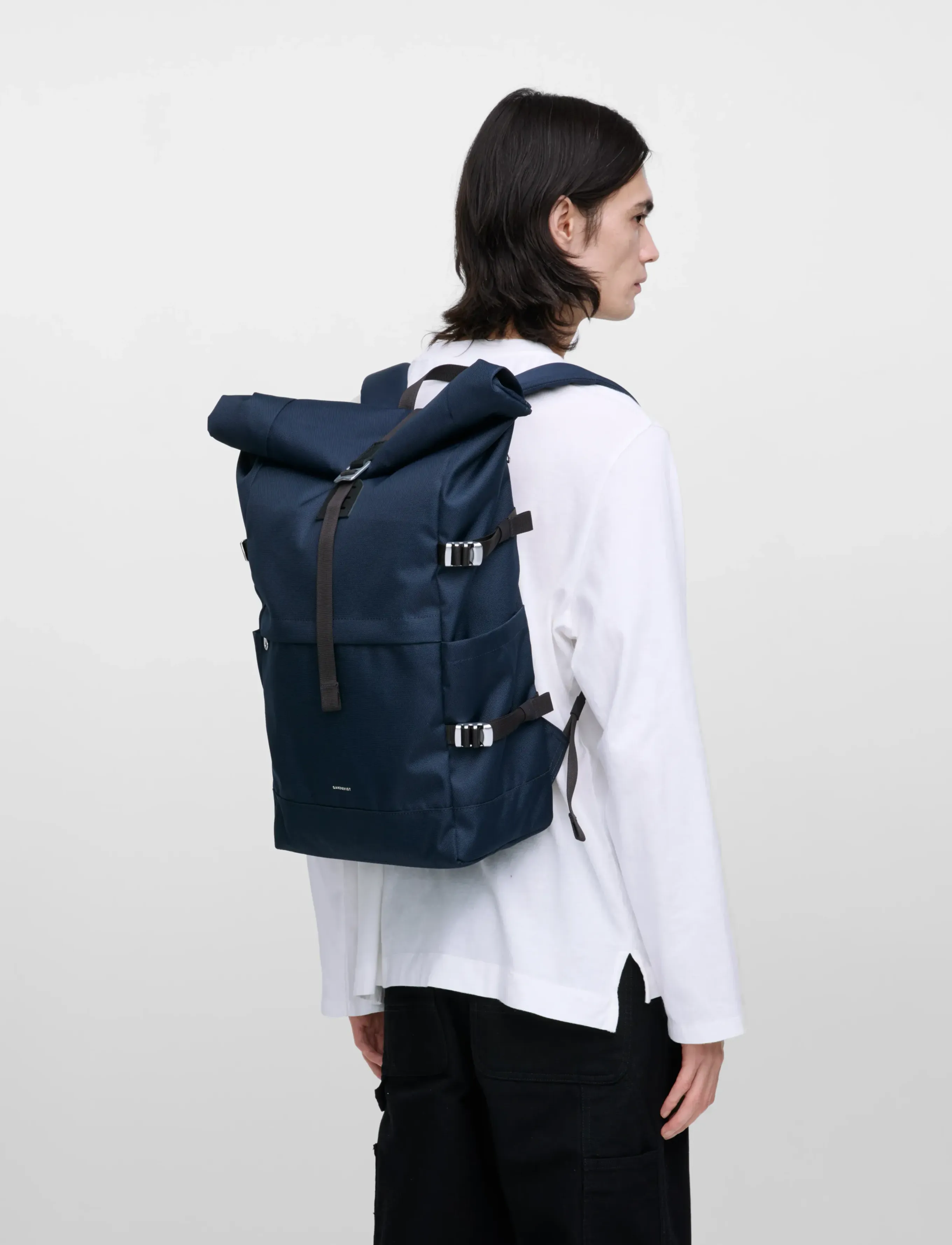 SANDQVIST - ICON Rolltop Backpack L - accessories - navy with black leather - 4