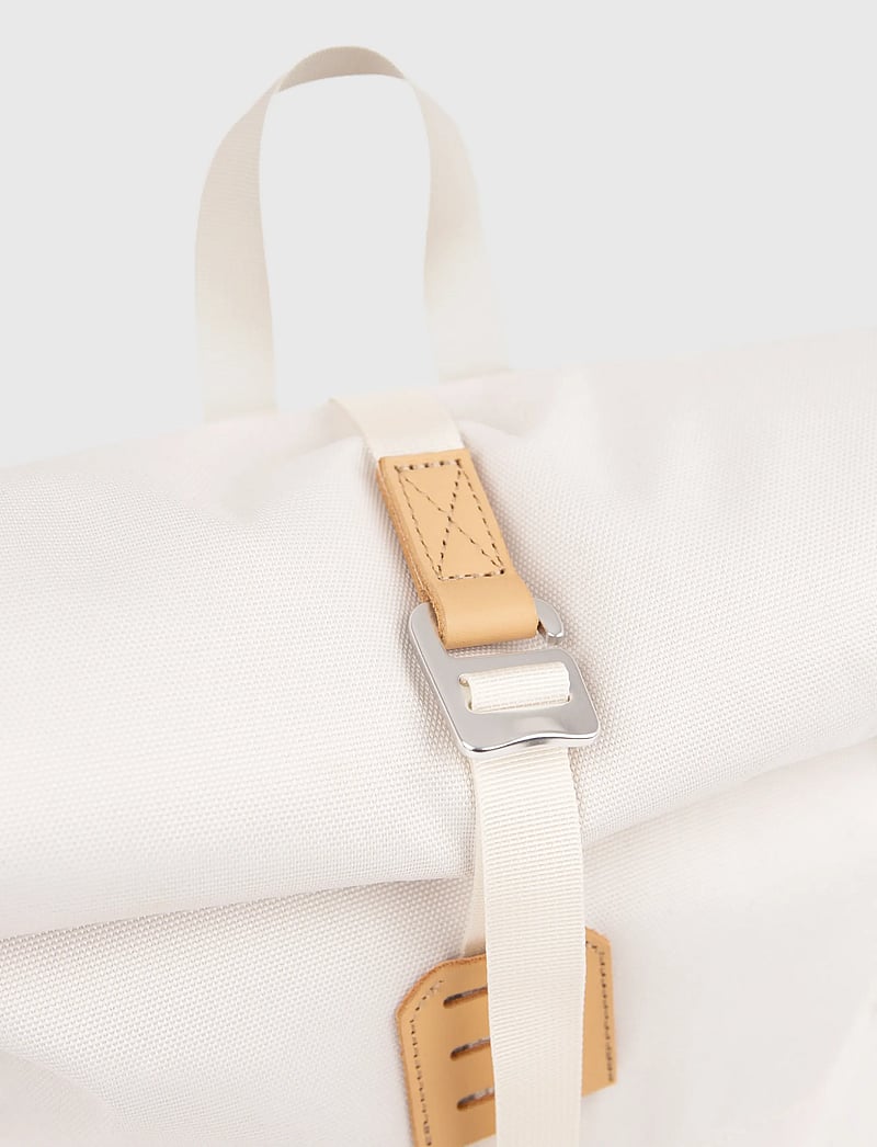 SANDQVIST - ICON Rolltop Backpack M - rucksäcke mit rollverschluss - birch - 4