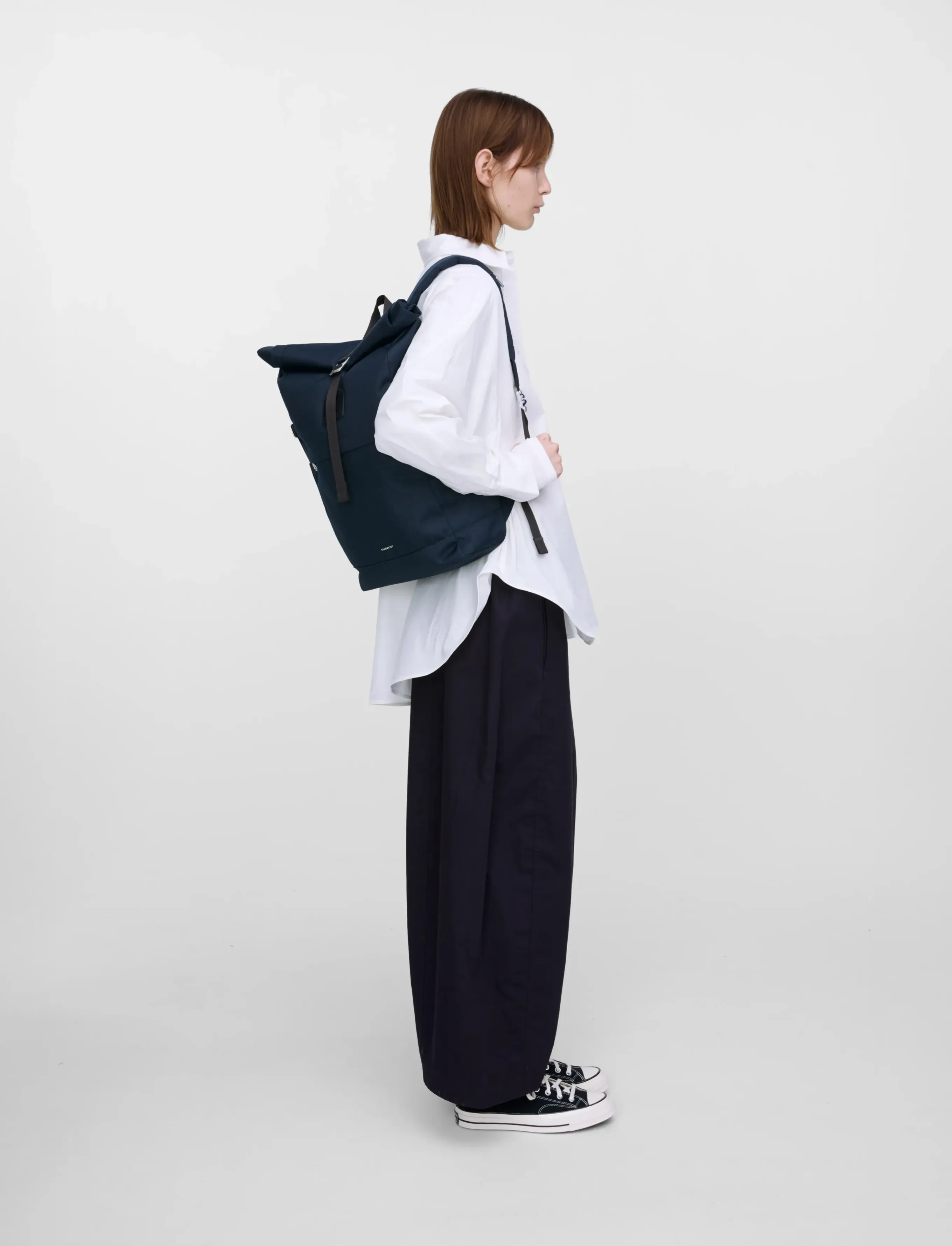 SANDQVIST - ICON Rolltop Backpack M - accessories - navy with black leather - 4