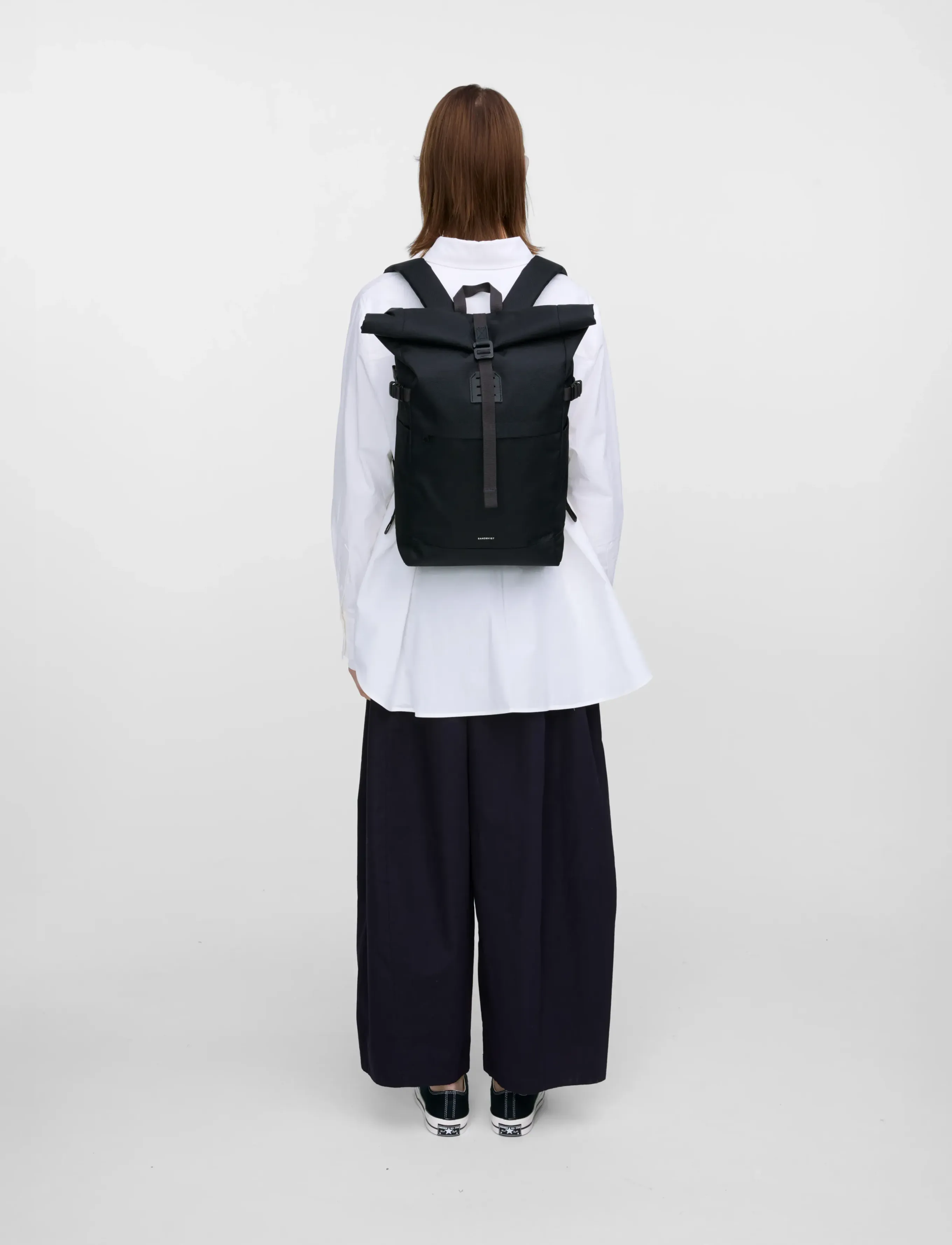 SANDQVIST - ICON Rolltop Backpack M - accessories - black/ black with black leather - 4