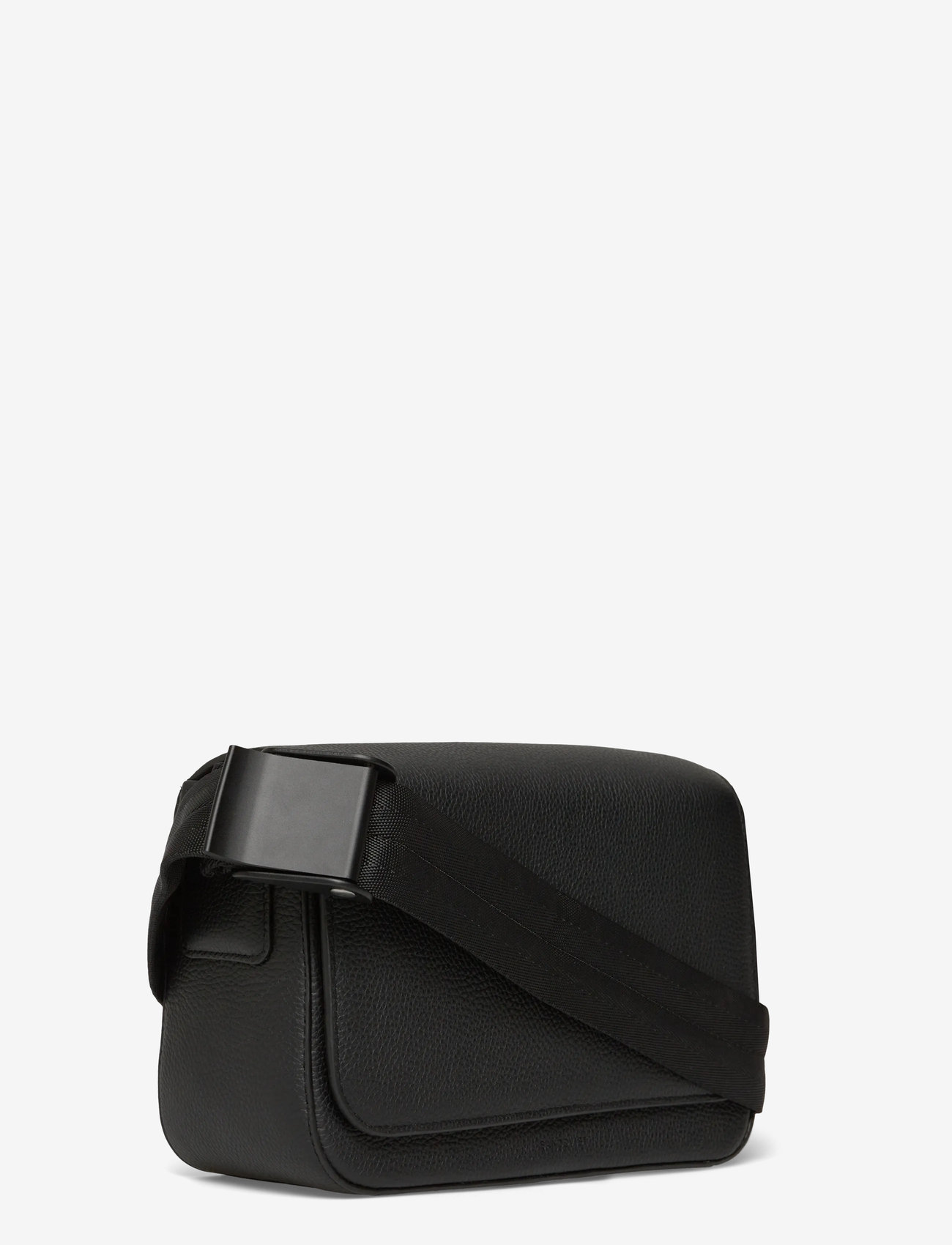 SANDQVIST - LEATHER PLAIN CROSSBODY - alltags-style - black - 3