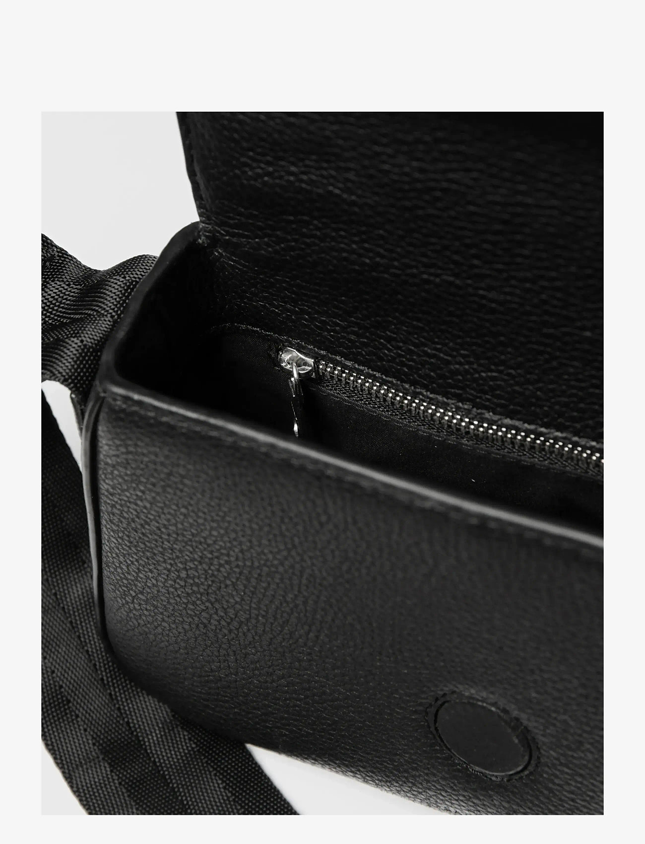 SANDQVIST - LEATHER HANDLE CROSSBODY - spesielle anledninger - black - 4