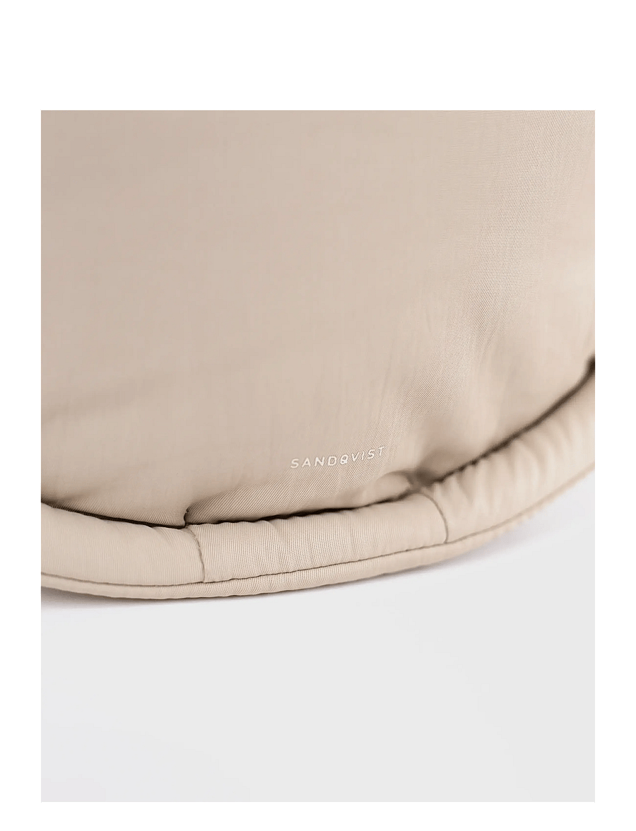 SANDQVIST - CURVE Crossbody Round S - erityistilaisuudet - beige - 1