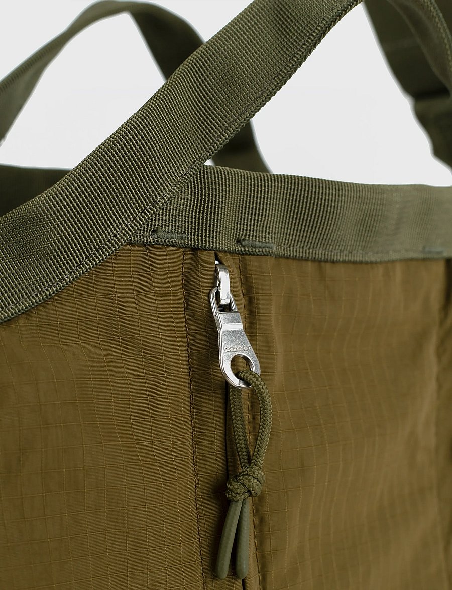 SANDQVIST - GRID Expandable Crossbody Bag - somas portatīvajiem datoriem - olive - 3