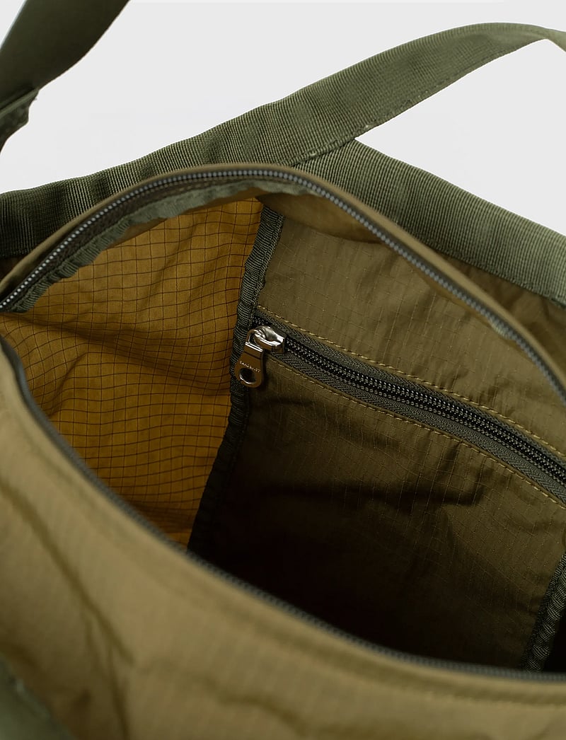 SANDQVIST - GRID Expandable Crossbody Bag - olive - 5