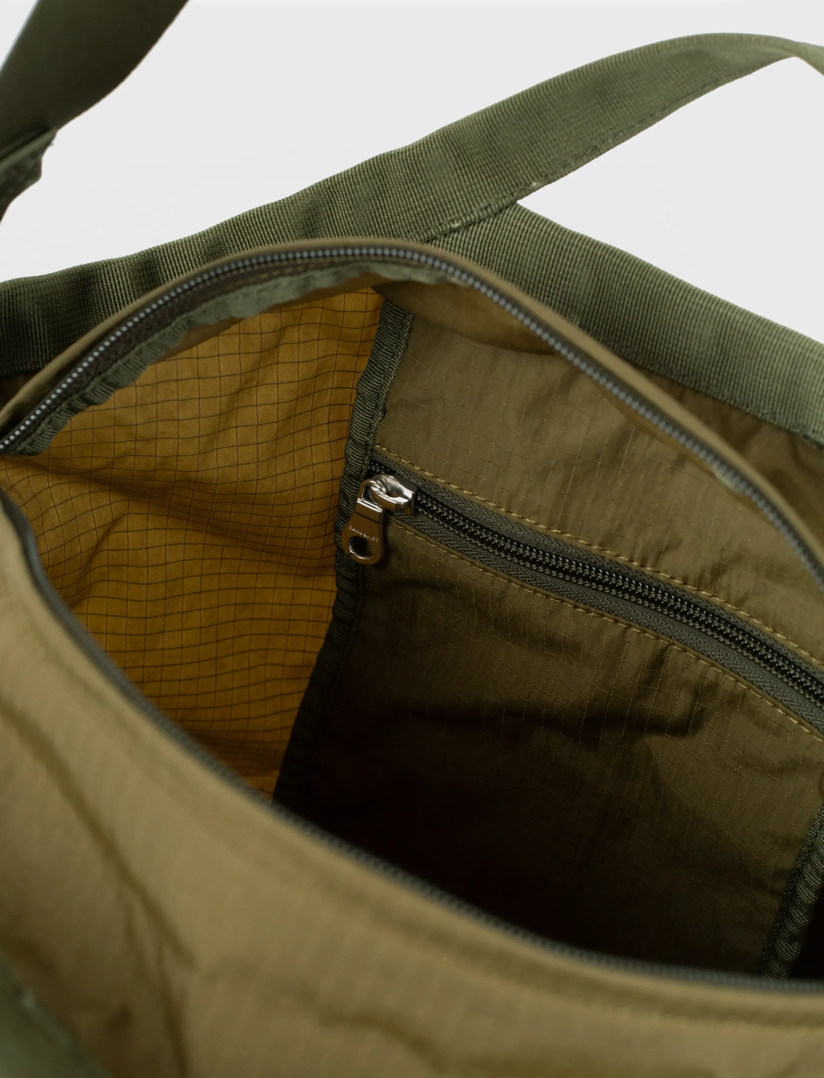 SANDQVIST - GRID Expandable Crossbody Bag - somas portatīvajiem datoriem - olive - 5